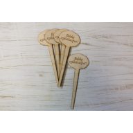 Natúr fa - Beszúrós "Boldog születésnapot!"gravírozott tábla 5db/csomag – kreatív dekorációhoz