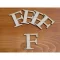 Natúr fa - Betű Carmen 5db/csomag 5cm – festéshez, dekorációhoz #F