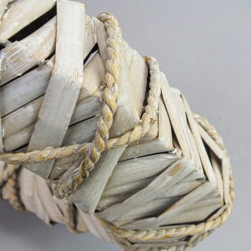  Köteles koszorú fém vázon 27cm 15/#