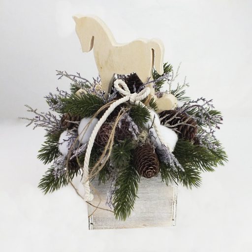 Dekoláda szürkésbarna koptatott kocka 11x11cm – koszorúkészítéshez