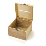 Natúr fa kocka lakodalmi persely – esküvői dekorációhoz