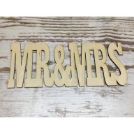 Natúr fa - "Mr & Mrs" 25cm felirat – esküvői dekorációhoz