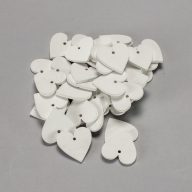 Fa szívek fehér 3cm 40db/csomag – festéshez, dekorációhoz