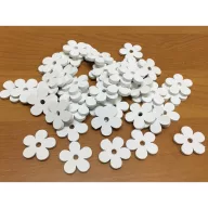 Fa virág fehér 2,5cm 50db/csomag – festéshez, dekorációhoz