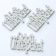   Fa - "Áldott Ünnepeket" felirat koszorúra fehér 14cm 3db/csomag