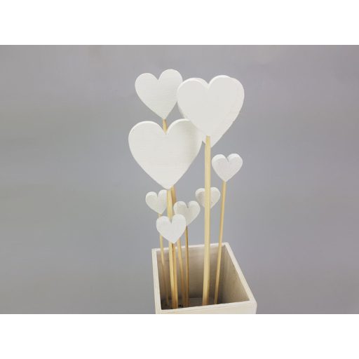 Fehér fa szívek beszúrható vegyes 9db/csomag