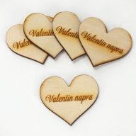 Natúr fa - Szív "Valentin napra" 4cm 5db/cs – valentin napi dekorációhoz