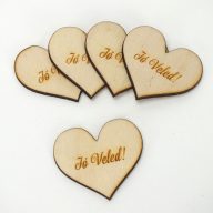Natúr fa - Szív "Jó Veled!" 4cm 5db/cs – valentin napi dekorációhoz