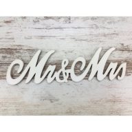 Fa - "Mr & Mrs" irott felirat fehér 14,5cm – festéshez, dekorációhoz
