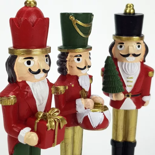 Diótörő dobbal piros – karácsonyi dekorációhoz – Szezonok, alkalmak