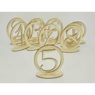 Natúr fa - Asztalszám ovális keretben 1-10-ig 15,5cm – esküvői dekorációhoz