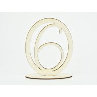 Natúr fa - Asztalszám ovális keretben 6-os 15,5cm – esküvői dekorációhoz