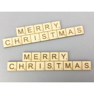 Natúr fa - "MERRY CHRISTMAS" scrabble tábla 3x13,8cm 2db/csomag – karácsonyi dekorációhoz
