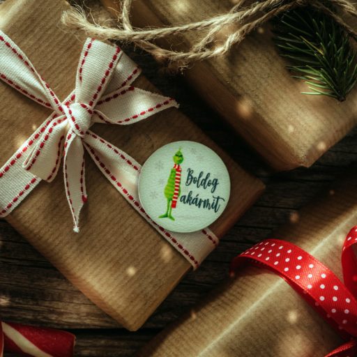 Nyomtatott fa tábla - Grincs "Boldog akármit" 3db/cs – karácsonyi dekorációhoz