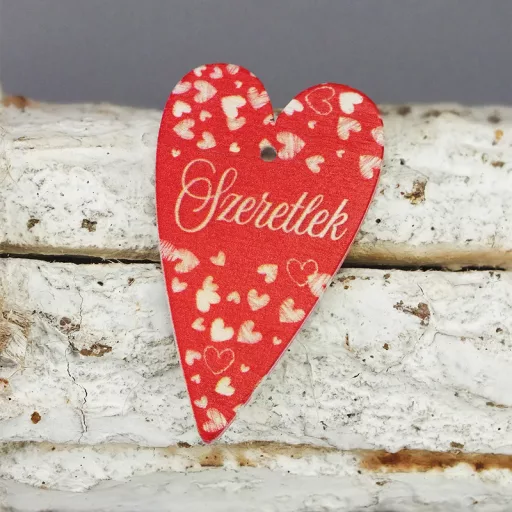 Nyomtatott fa tábla -Szeretlek szív 6cm piros 5db – anyák napi dekorációhoz