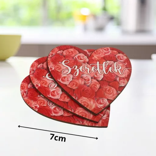 Nyomtatott dekorkarton - Szív táblák 3db/cs Szeretlek felirat rózsás – valentin napi dekorációhoz