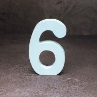 Fa asztalszámok fehér  6-os 1db/csomag – esküvői dekorációhoz