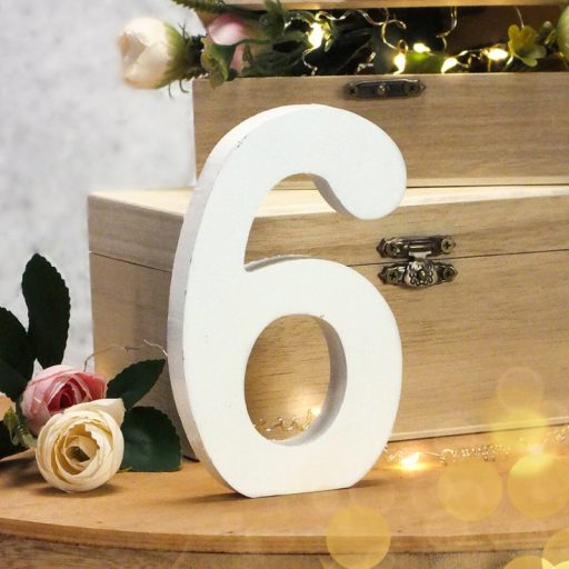 Fa asztalszámok fehér  6-os 1db/csomag – esküvői dekorációhoz
