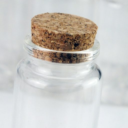 Üvegcse parafadugóval 3,7*7cm 8db/dob – esküvői dekorációhoz