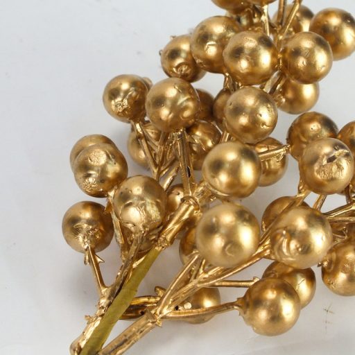 Arany bogyós ág – virágdekorációhoz, koszorúhoz – Selyemvirágfej, csokor, zöldek