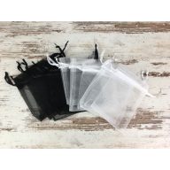 Organza tasak fekete-fehér 12db/cs – kreatív dekorációhoz