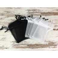 Organza tasak fekete-fehér 12db/cs – kreatív dekorációhoz #1093