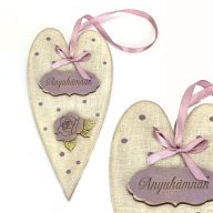 Anyák napi díszített szív "Anyukámnak" – koszorúkészítéshez