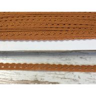 Őzbarna pamut csipke 20m – kreatív dekorációhoz – Dekorációs kellékek